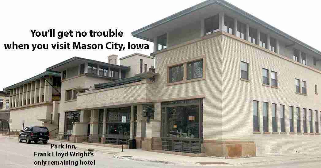 A famous architect and (no) trouble in Mason City | Roxie on the Road