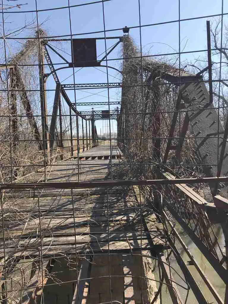 Asylum Bridge, haunted Kansas